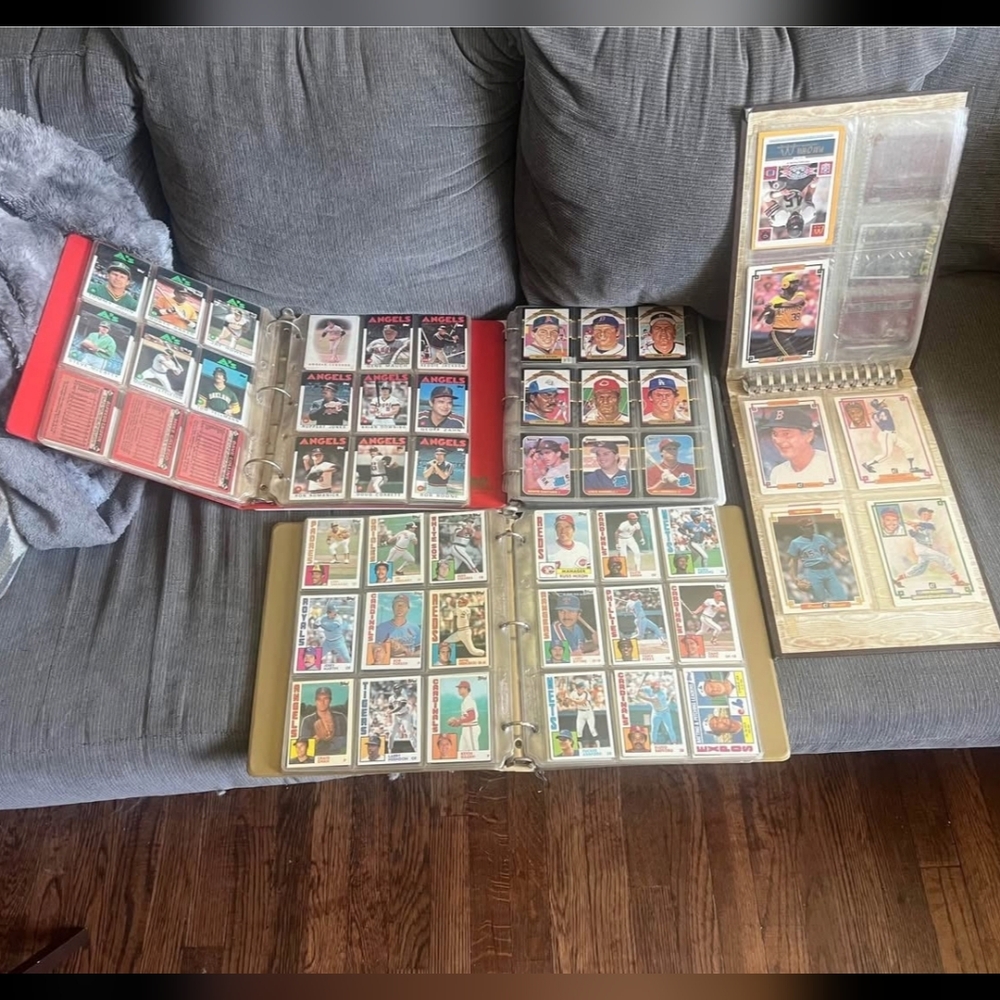Baseball Card Collection Binder Sets, Over 700 Cards